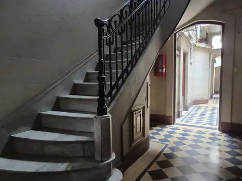 Oportunidad en San Telmo * Lindo PH 3 Ambientes en Venta con Patio Para Reciclar