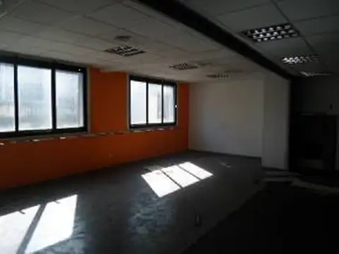 Tte. Gral. Juan Domingo Perón 300, Piso 4