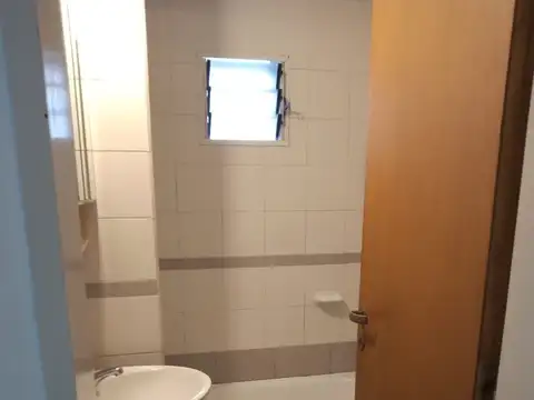 ECHESORTU. Cerca Medicina. Depto. un dormitorio
