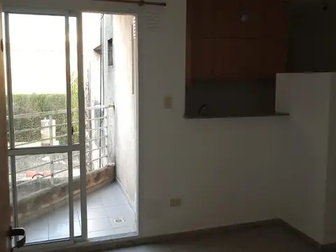 San Luis 3100, Piso 3