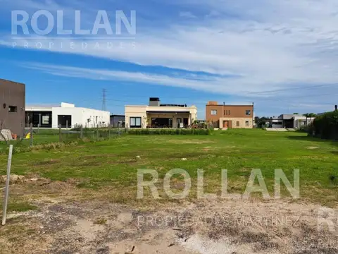 La pista  al 1700 Barrio Manuel Belgrano