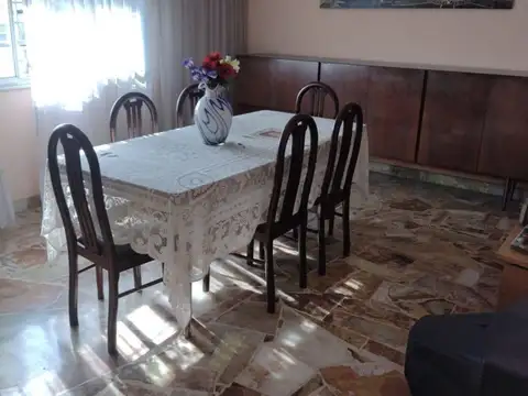 Depto Tipo Casa en Venta en Lomas Del Mirador, USD 149.000