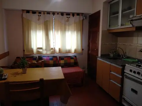 Pasaje 144 , Piso 1º