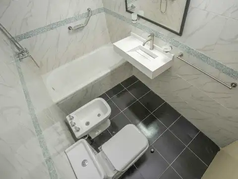 Departamento en Venta 64 años