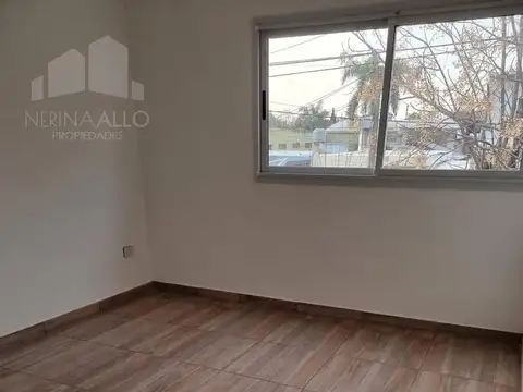 Depto Tipo Casa 3 ambientes con 1 baño