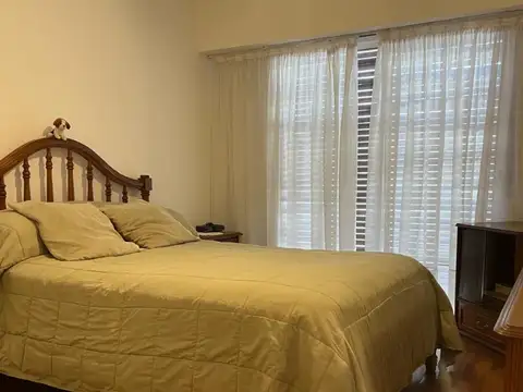 Luminosos y amplio depto con terraza propia de 100m2