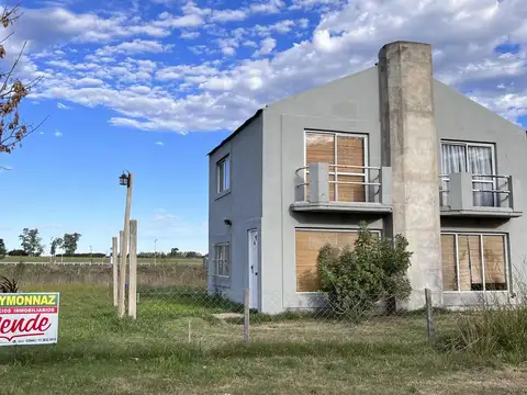 3 Casas en Villa Elisa Entre Ríos en Venta