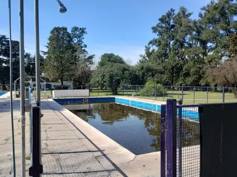 Quinta en Venta en Moreno, USD 1.000.000