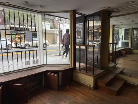 Local en Alquiler 80 años