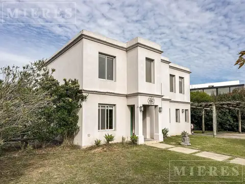 Casa en venta en Barrio Santa Teresa, Villanueva