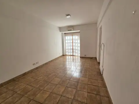 Departamento en Alquiler en Vicente Lopez Vias / Maipu, $ 800.000