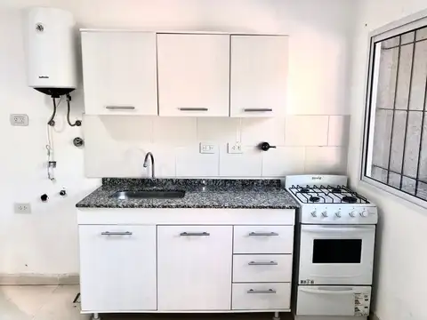Depto planta baja en barrio De Vicenzo 