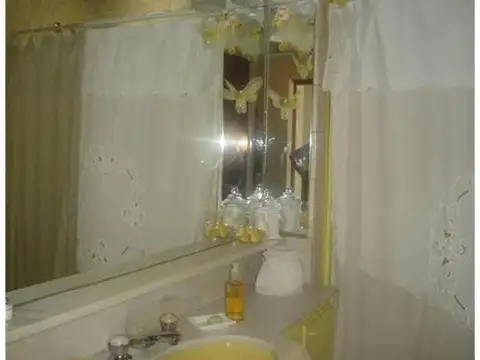 Depto Tipo Casa 3 ambientes con 2 baños