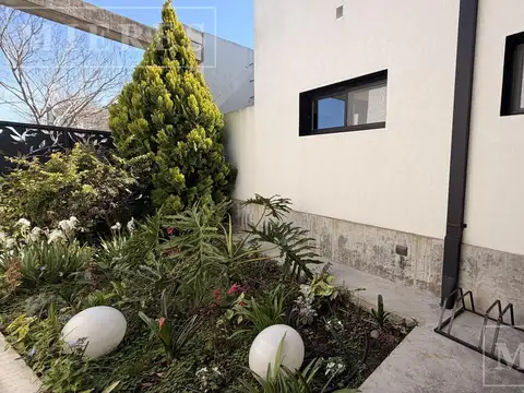 Casa a la laguna de una planta en alquiler de verano, Barrio Ceibos Puertos de Escobar