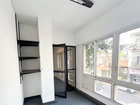 Oficina en Alquiler 40 años