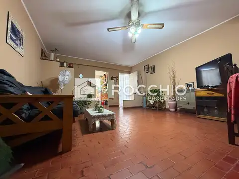 Departamento 5 ambientes con 1 baño