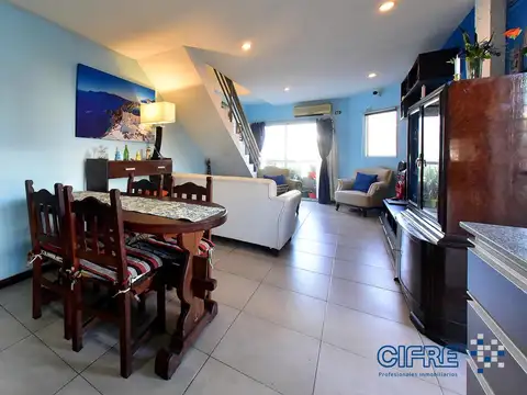 Depto Tipo Casa en Venta 4 años