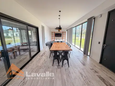 Casa en Alquiler en La Cándida Club de Campo, USD 2.000