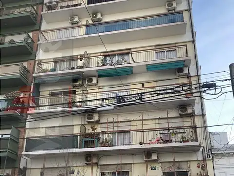 Departamento 2 Ambientes c/Balcón y cochera cubierta