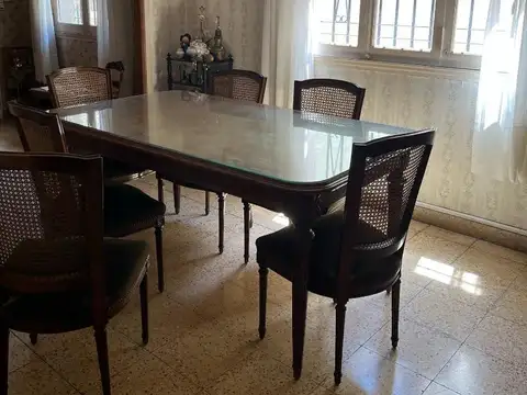 Adrogue Extraordinario chalet inmejorable ubicación 3 dorm