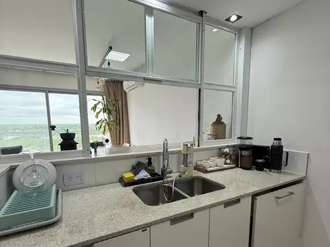 Departamento en Alquiler con 1 cocheras