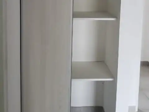 Departamento en Venta en Villa Luzuriaga, USD 83.000