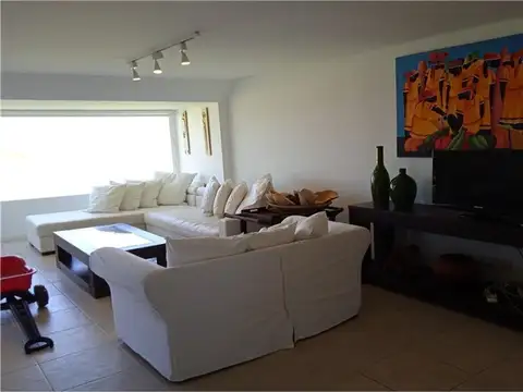 Departamento 5 ambientes con 2 baños