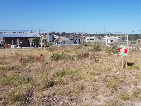 Terreno en Venta 30  mts Fondo