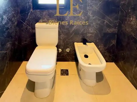 Casa en Venta al Este