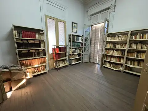 Oficina en Alquiler 112 años
