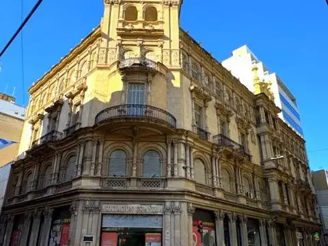 Oficina en alquiler en el centro de Rosario. Entre Rios y Santa Fe