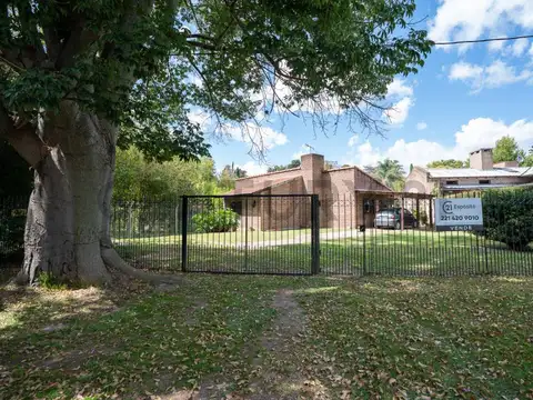 Casa en venta en Villa Elisa, 3 dormitorios