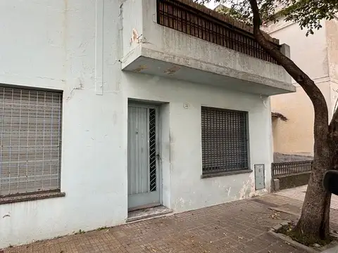 Casa en venta Floresta ex Barrio Municipal