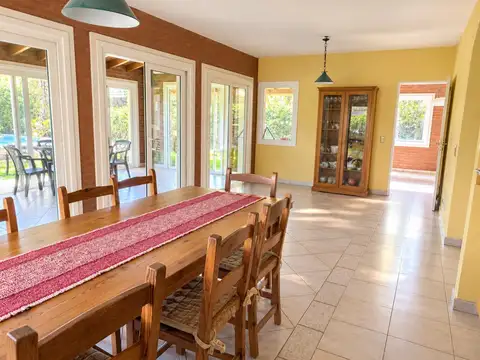 Casa en Venta al Este