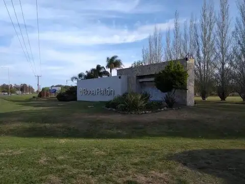 Venta Lote/Terreno - Boca Raton, barrio privado, club golf - oportunidad