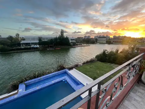 VENTA CASA NUEVO QUILMES 8 AMBIENTES A LA LAGUNA