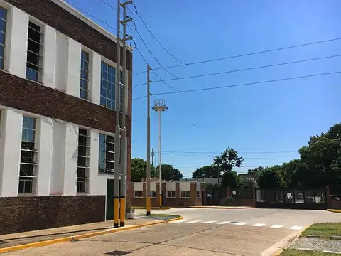 Galpon en Alquiler en Quilmes, USD 3.200