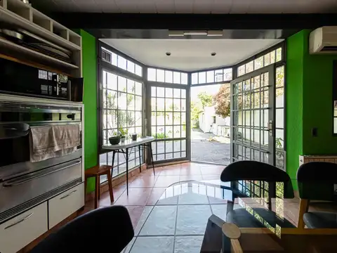 Casa en venta Saavedra parque -pileta - parrilla