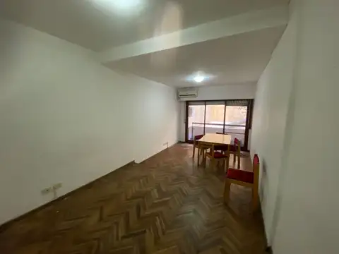 1 AMBIENTE AMOBLADO EN VENTA, MICROCENTRO