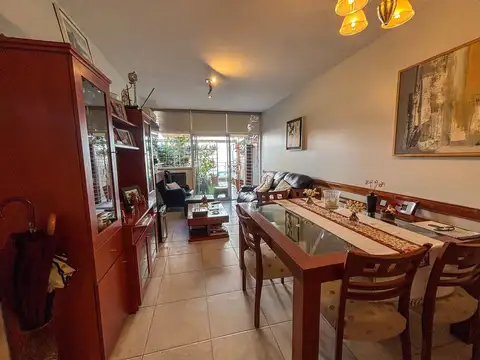 Depto Tipo Casa en Venta de 5 ambientes