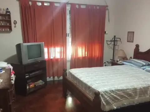 Depto Tipo Casa 5 ambientes con 3 baños
