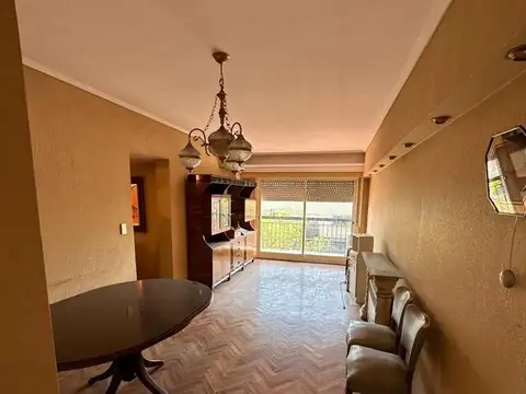 Departamento 4 ambientes con 2 baños