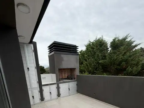 AVENIDA COSTANERA 100