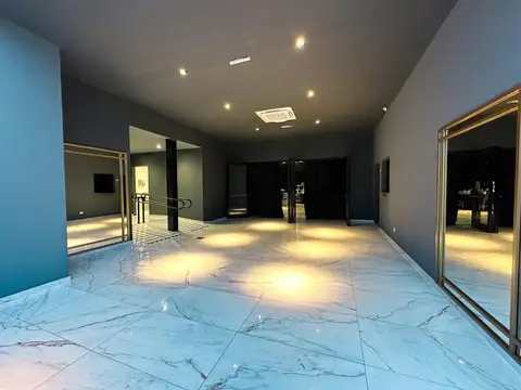 VENTA LOCAL SALON DE EVENTOS CON RENTA EN MONSERRAT A ESTRENAR