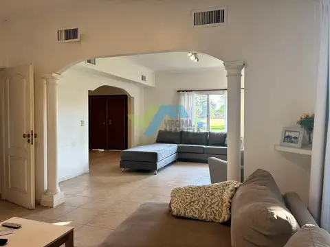Casa Chalet  en Venta en Campo Grande, Pilar, G.B.A. Zona Norte