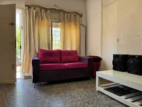 Depto Tipo Casa en Venta de 3 ambientes