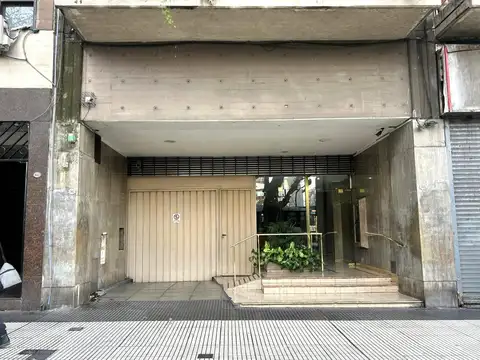 Avenida Rivadavia 1600