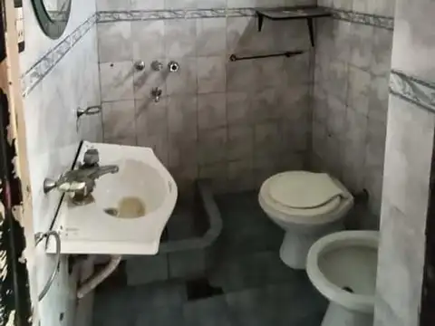 Depto Tipo Casa en Venta 72 años