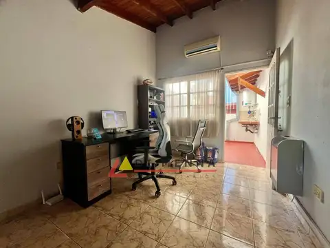 Depto Tipo Casa 3 ambientes con 2 baños