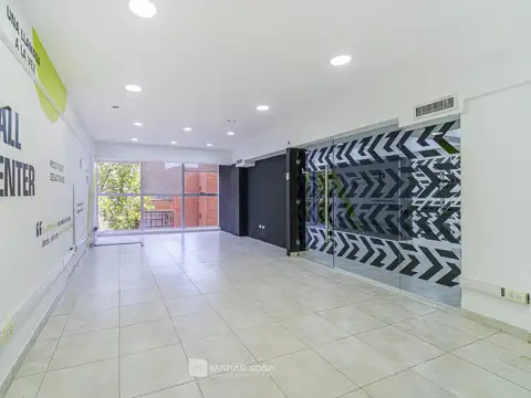 Oficina 4 ambientes con 2 baños